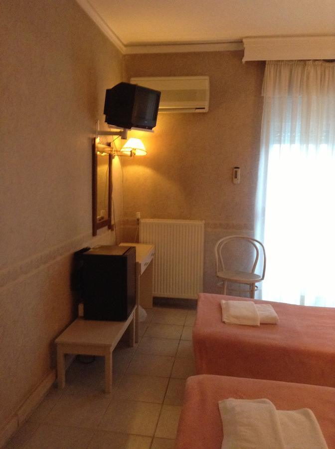 Plotini Hotel Dhidhimotikhon Pokój zdjęcie