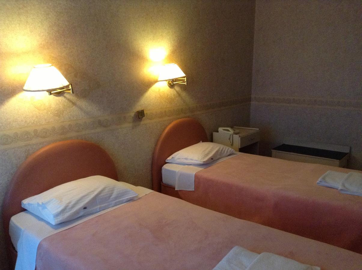 Plotini Hotel Dhidhimotikhon Pokój zdjęcie